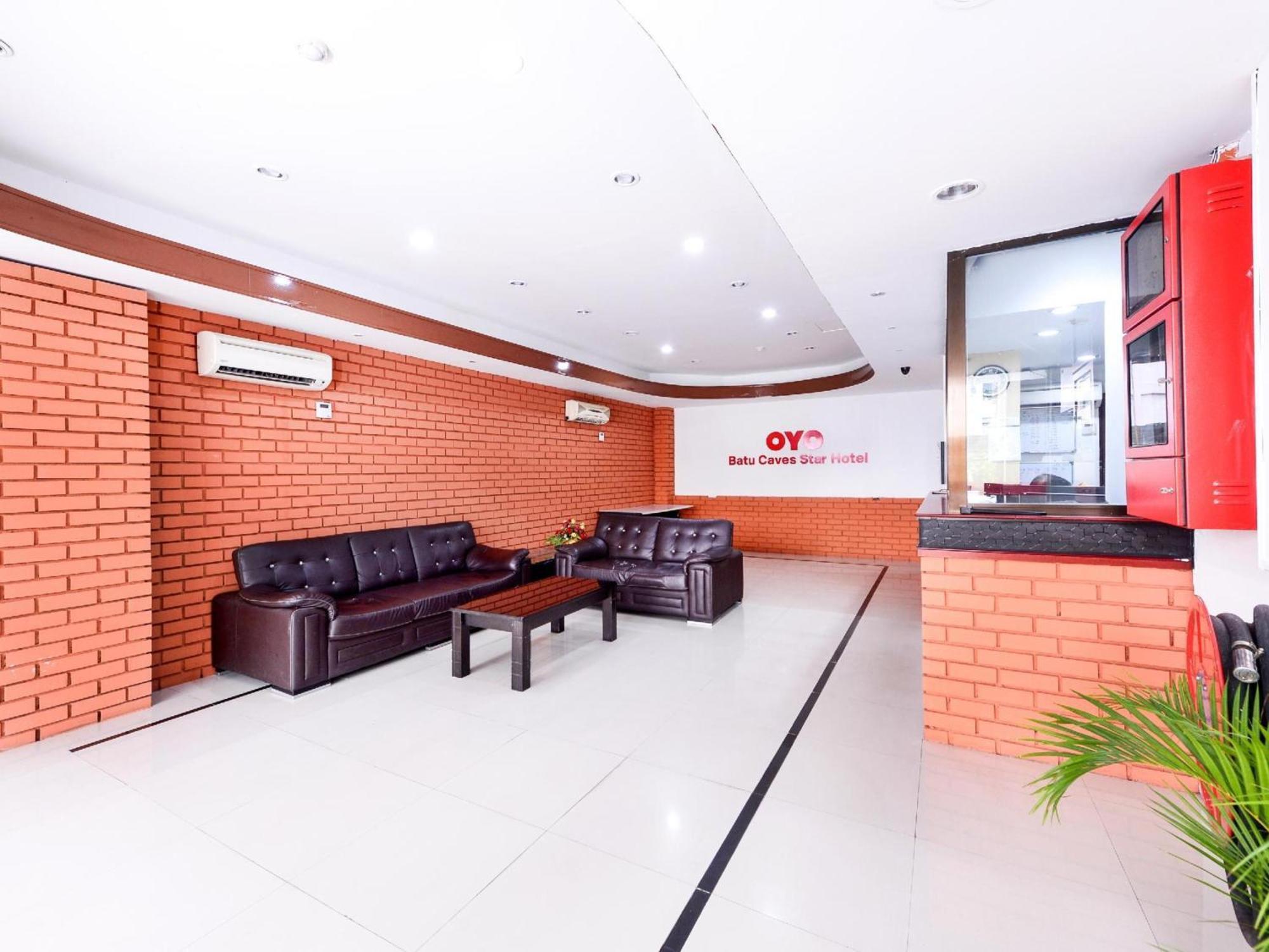 Oyo 1055 Batu Caves Star Hotel מראה חיצוני תמונה
